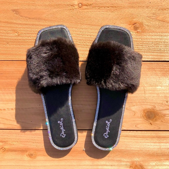 *SALE! Black Faux Fur Embellished Sandals - Picture 1 of 8